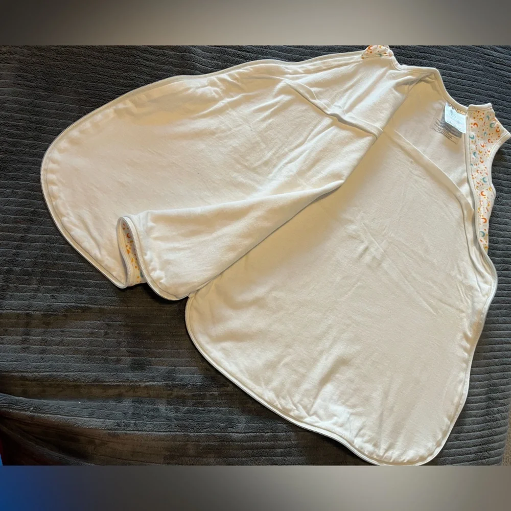 Baby Sleep Sack and Baby Bib with 100% Cotton Material 0-6 months - Picture 6 of 7